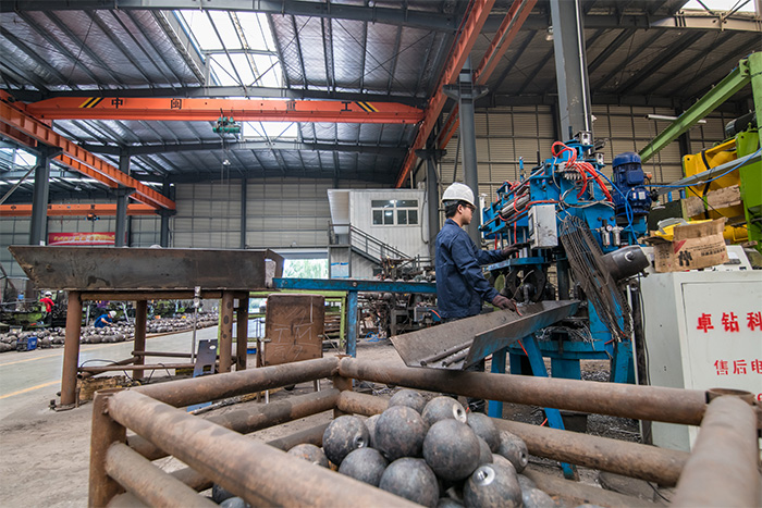 临海螺栓球基准孔加工